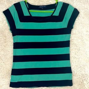 Ladies Top Size Large